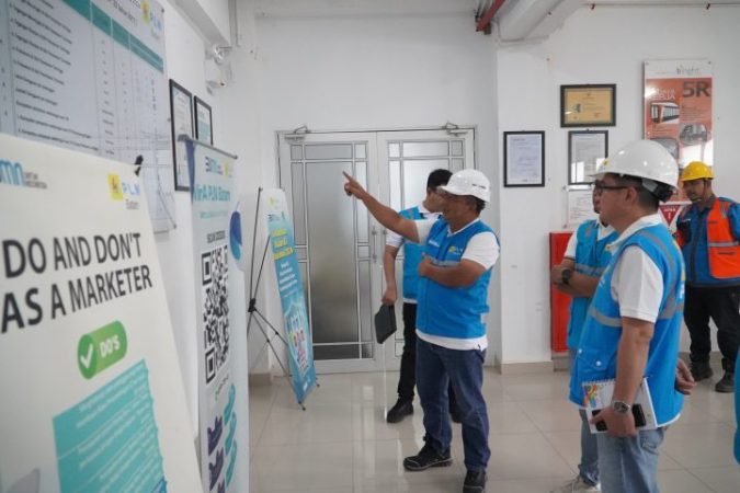 Afif dan Tim PLN Jaga Kestabilan Listrik Nataru Yogyakarta Jauh dari Keluarga